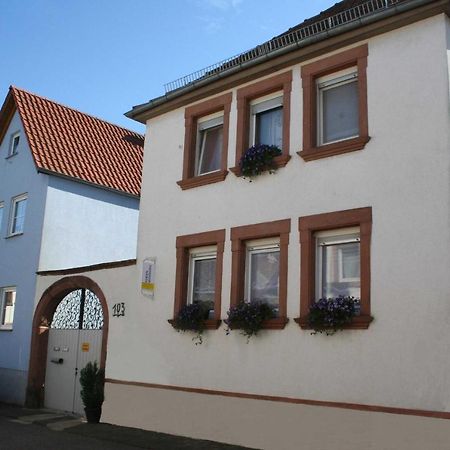 Ferienwohnung Spatzennest In Edesheim Exterior photo