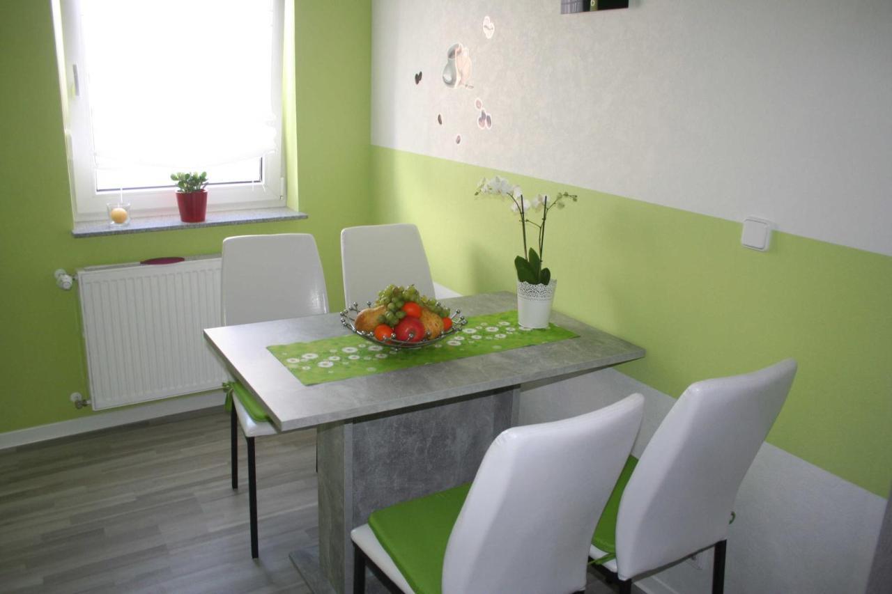 Ferienwohnung Spatzennest In Edesheim Exterior photo
